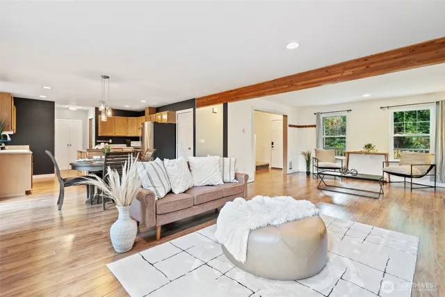 $485,000 | 22085 Sea Vista Northeast, Poulsbo, WA 98370