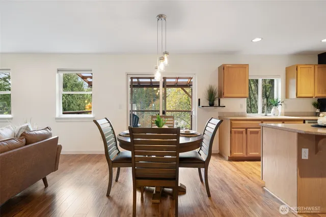 $485,000 | 22085 Sea Vista Northeast, Poulsbo, WA 98370