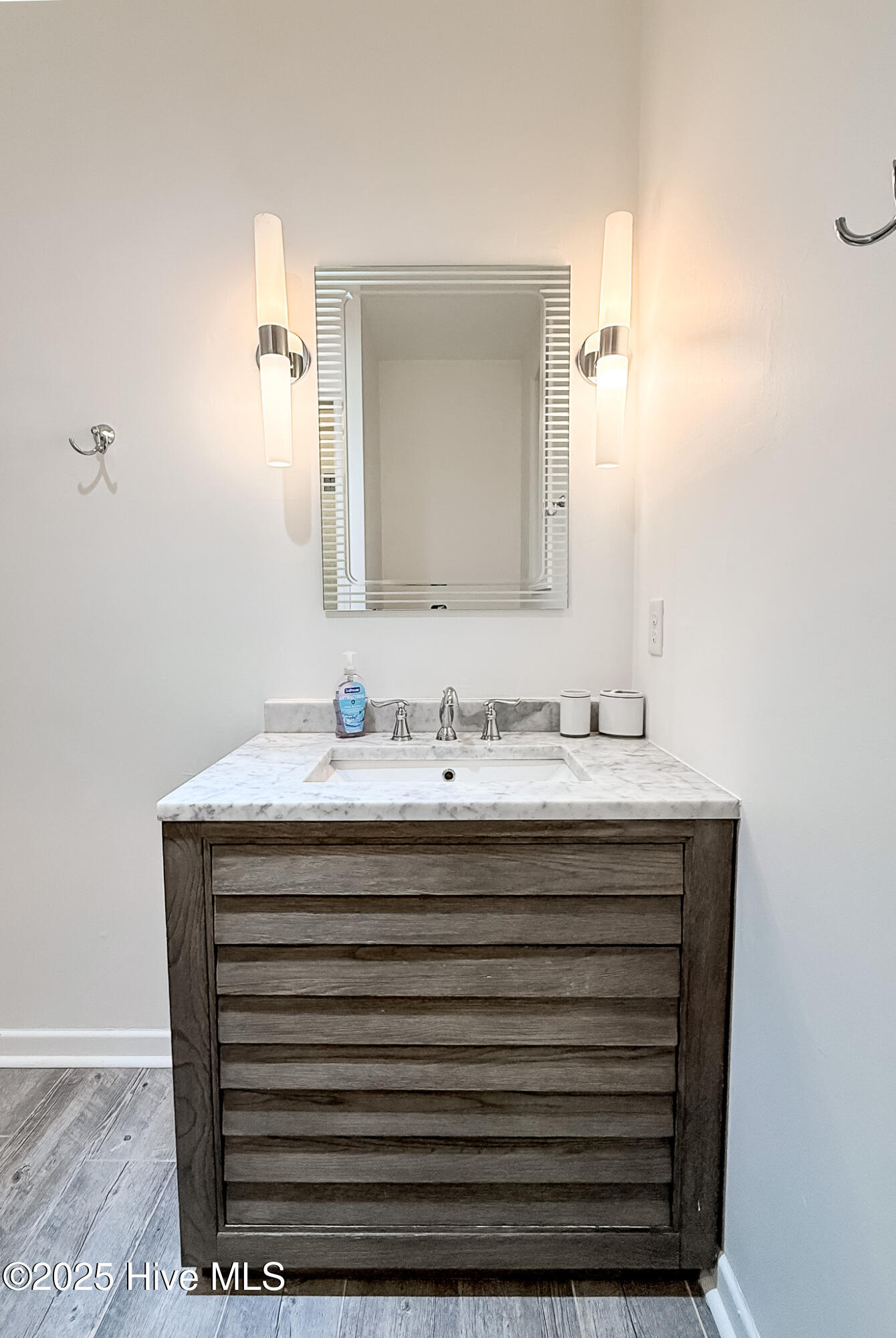7 Inverness Place Pinehurst, NC 28374 - Photo 117 of 126 2nd Full Guest Bathroom w/Walk-in Shower (Lower Level)