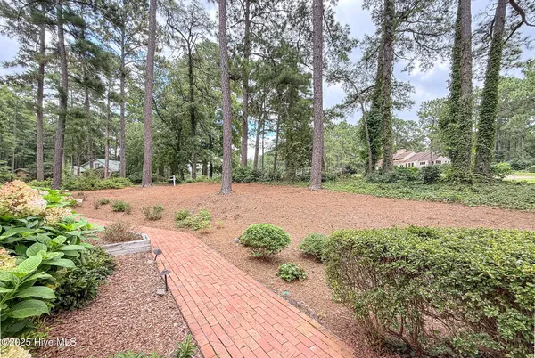 $1,450,000 | 7 Inverness Place, Pinehurst, NC 28374