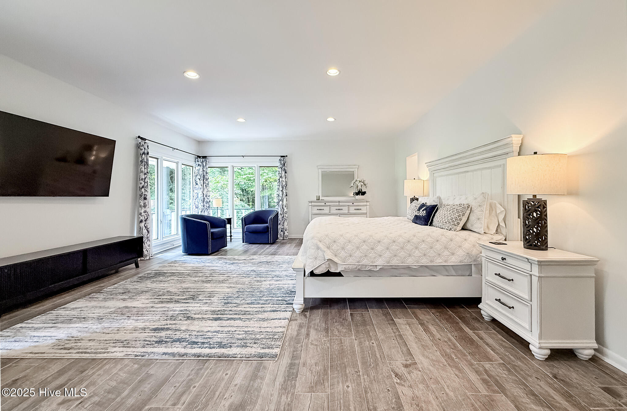 7 Inverness Place Pinehurst, NC 28374 - Photo 55 of 126 Primary Bedroom