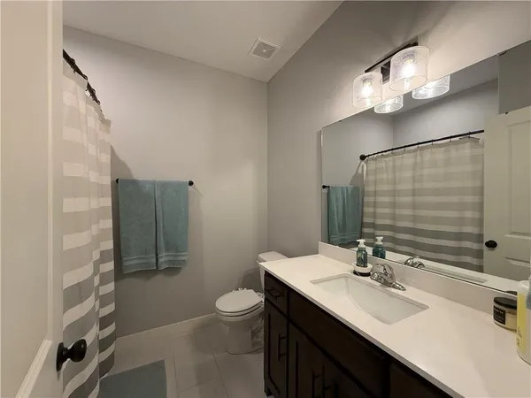 $405,000 | 1205 Northwest 3rd Street, Oak Grove, MO 64075