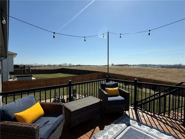 $405,000 | 1205 Northwest 3rd Street, Oak Grove, MO 64075