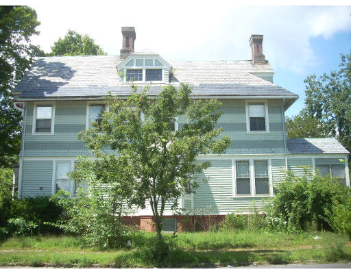 310 Pine Street Springfield, MA 01105 - Photo 2 of 6 front view of a house