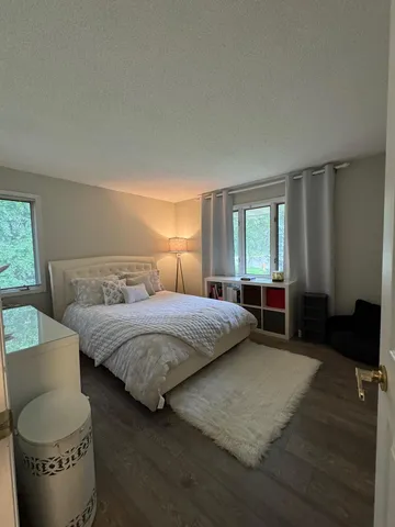 $487,000 | 8000 Winnetka Heights Drive, Golden Valley, MN 55427