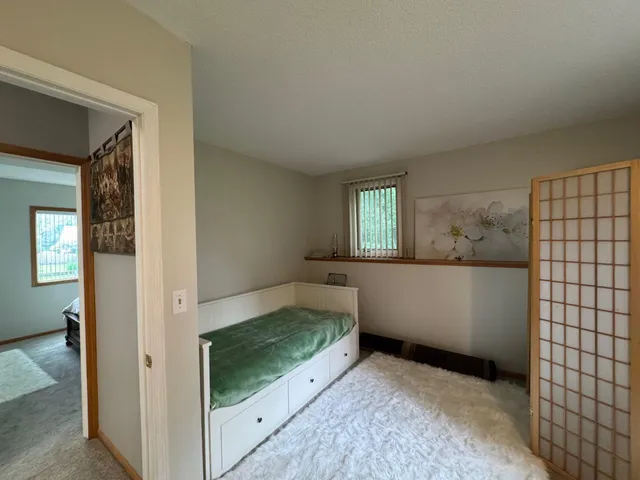 $487,000 | 8000 Winnetka Heights Drive, Golden Valley, MN 55427