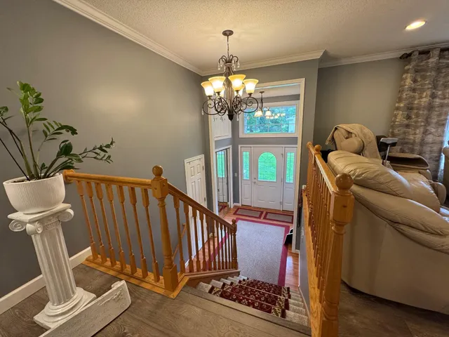 $487,000 | 8000 Winnetka Heights Drive, Golden Valley, MN 55427