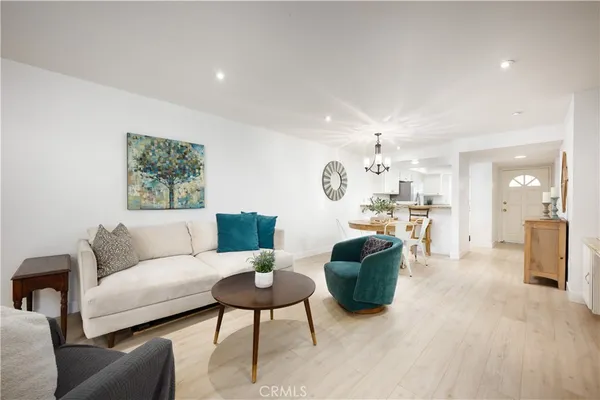 $775,000 | 4682 Warner Avenue, Unit C110, Huntington Beach, CA 92649