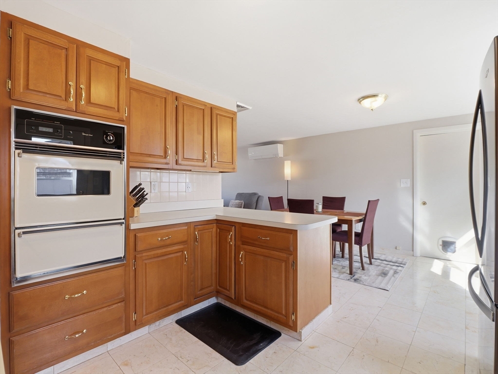 34 Beaconsfield Street Lawrence, MA 01843 - Photo 14 of 29