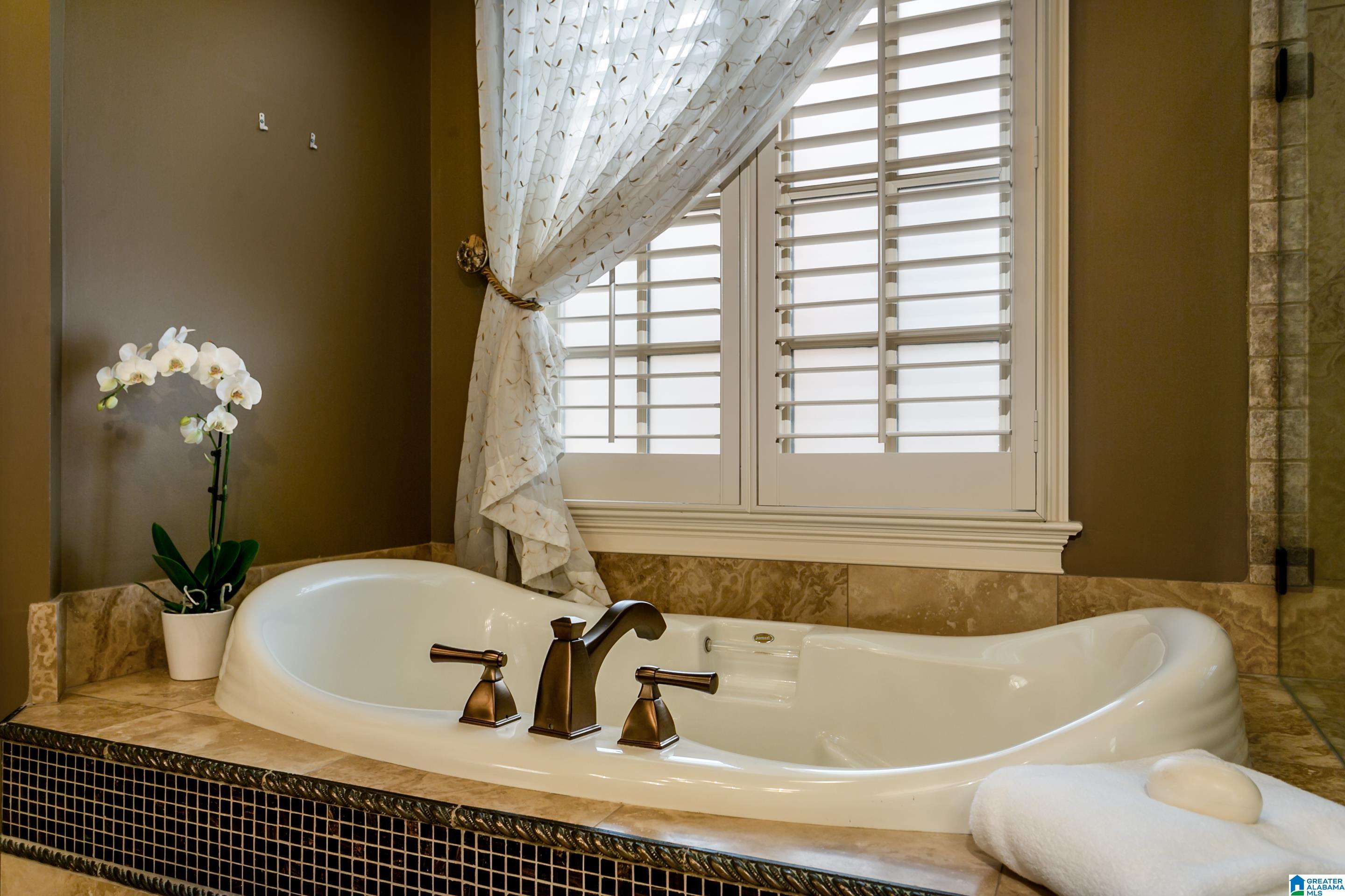1927 Wellington Road Birmingham, AL 35209 - Photo 22 of 47 Gallery Image 22