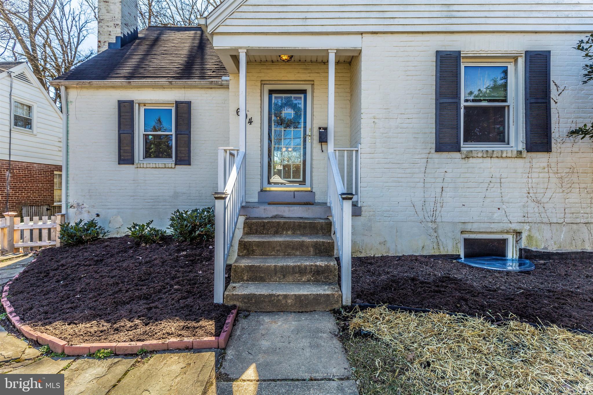 604 Forest Glen Road Silver Spring, MD 20901 - Photo 2 of 56