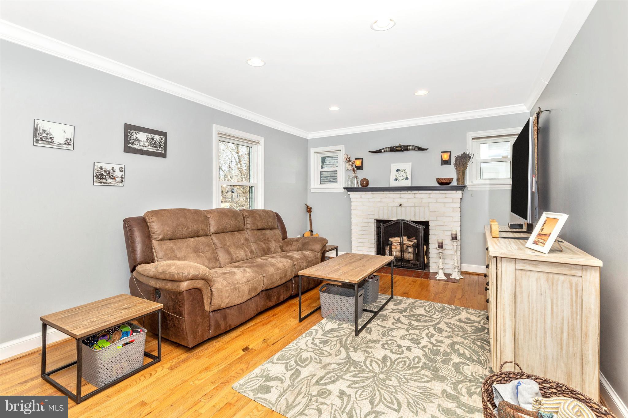 604 Forest Glen Road Silver Spring, MD 20901 - Photo 7 of 56