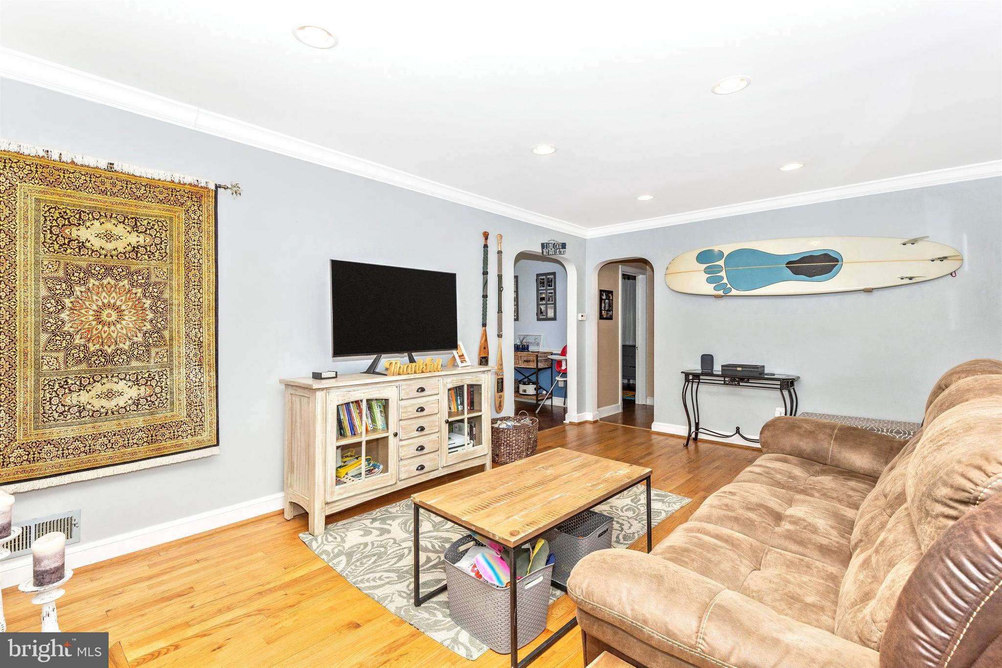 604 Forest Glen Road Silver Spring, MD 20901 - Photo 9 of 56