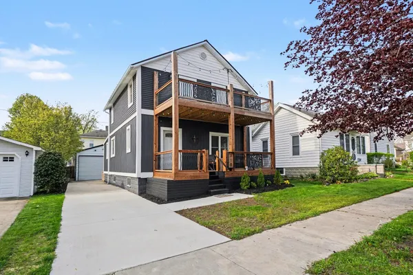 $795,000 | 310 Huron Street, South Haven, MI 49090