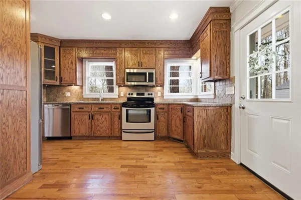 $2,100 | 1241 Park Boulevard, Stone Mountain, GA 30083