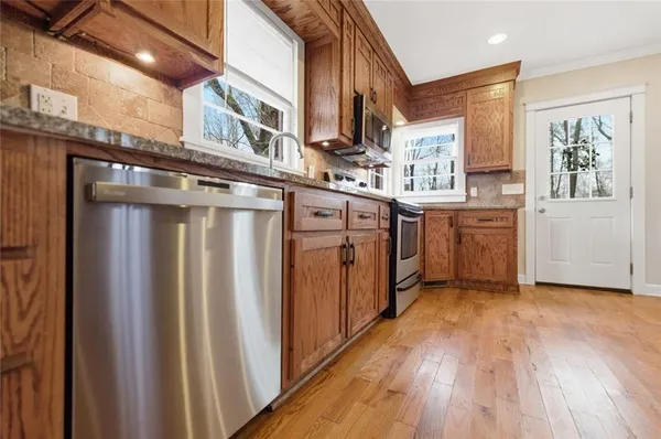 $2,100 | 1241 Park Boulevard, Stone Mountain, GA 30083