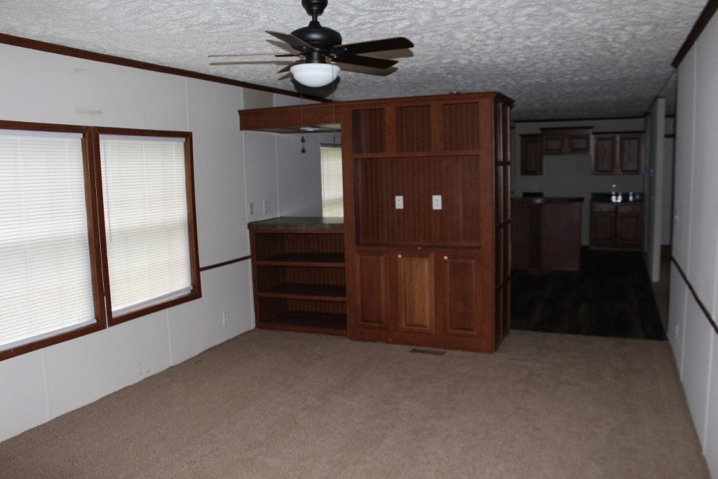 157 Lower White Oak Road Ashford, WV 25009 - Photo 5 of 29 Gallery Image 5