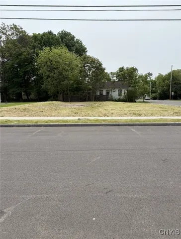 $29,900 | 523 Marcellus Street, Syracuse, NY 13204