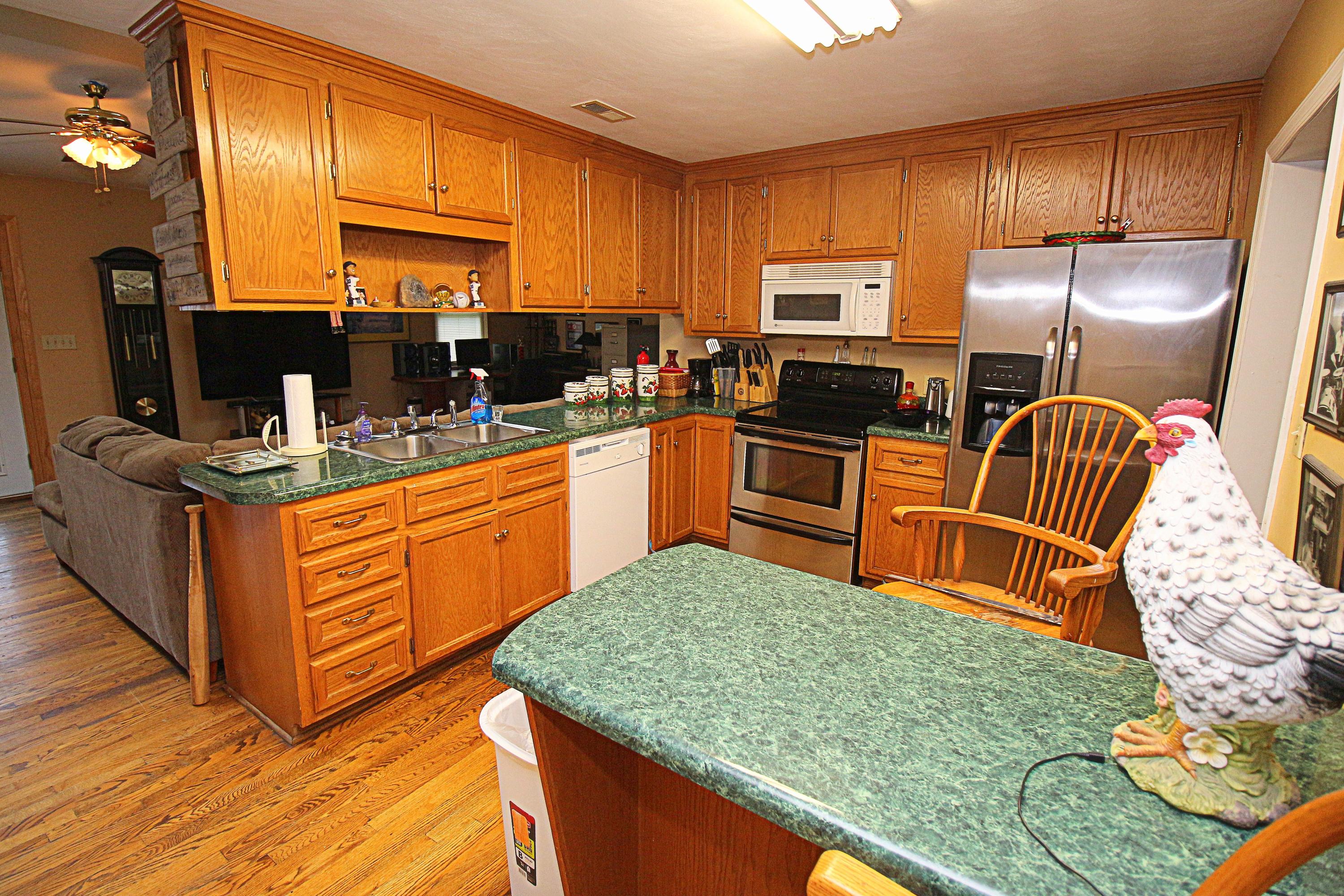 5028 Merriman Road Roanoke, VA 24018 - Photo 11 of 31 IMG_0222