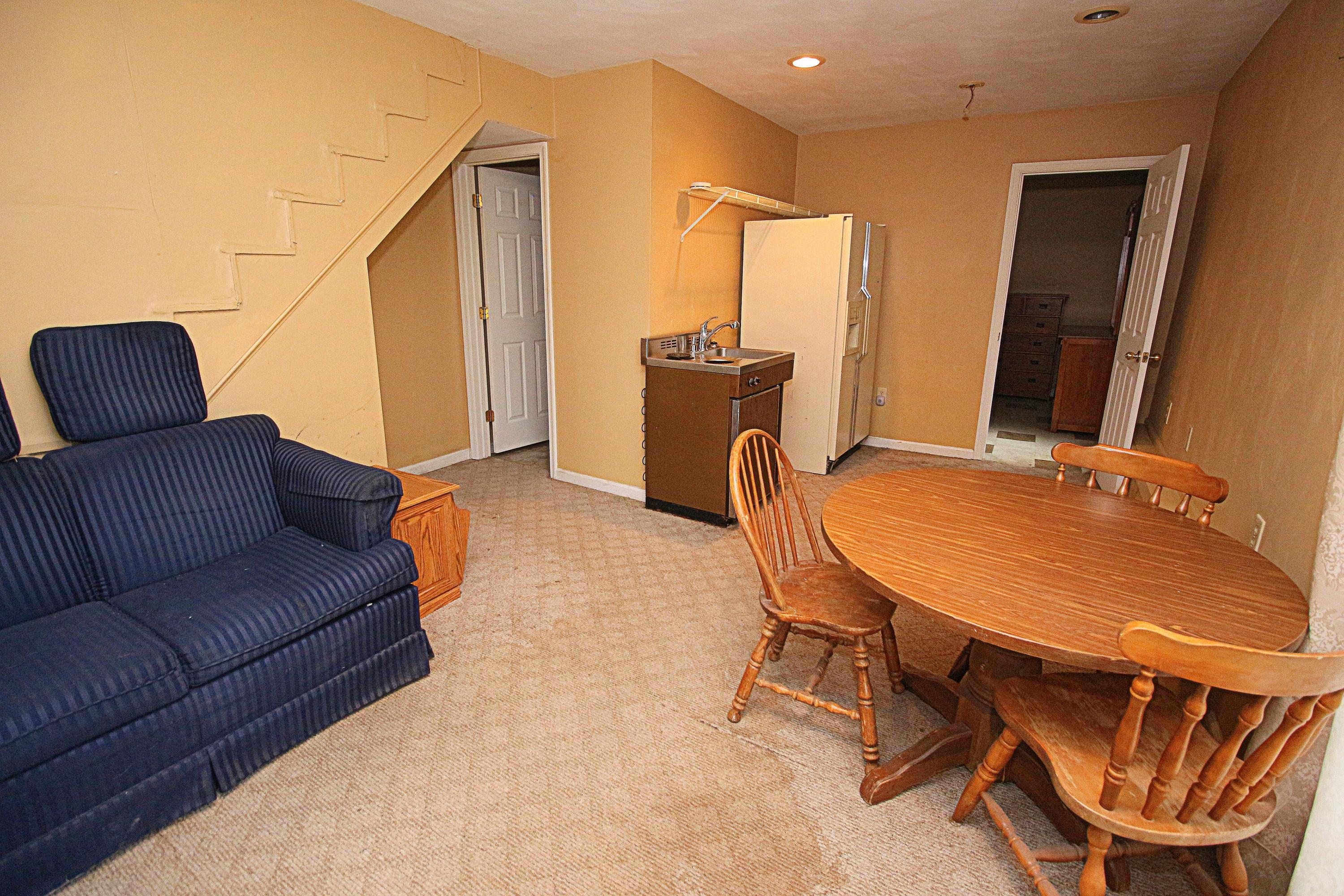 5028 Merriman Road Roanoke, VA 24018 - Photo 26 of 31 IMG_0234