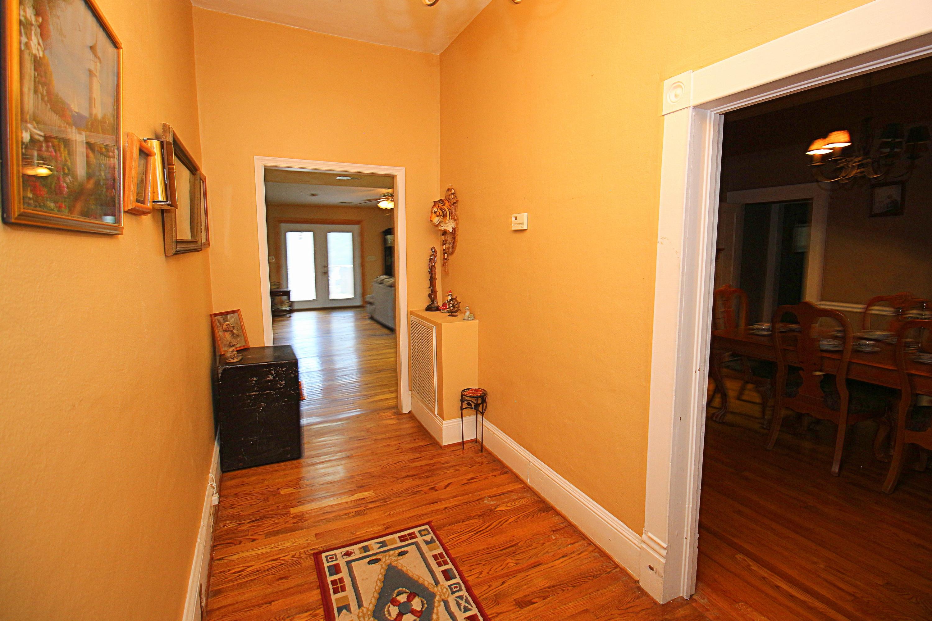 5028 Merriman Road Roanoke, VA 24018 - Photo 28 of 31 IMG_0244