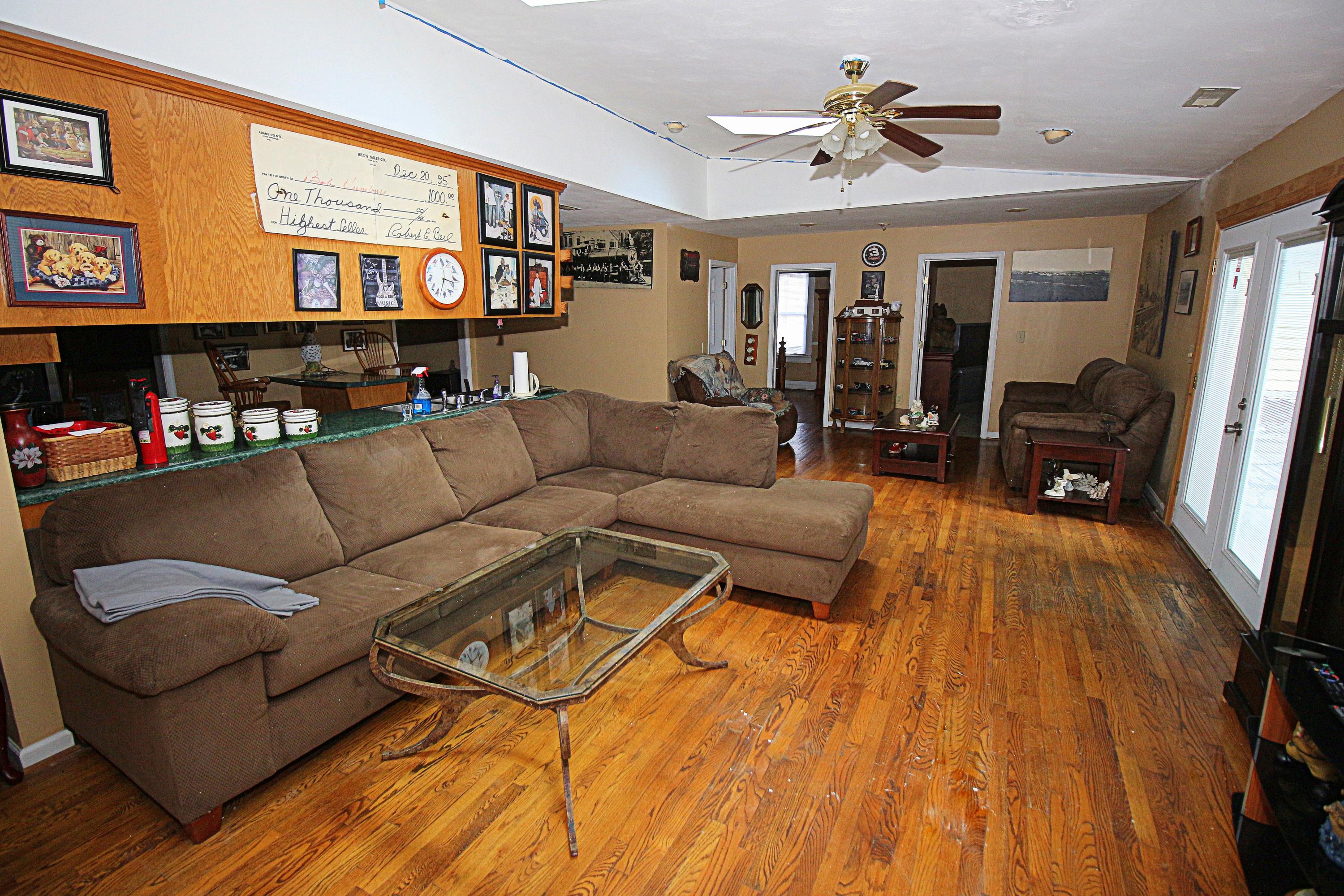5028 Merriman Road Roanoke, VA 24018 - Photo 7 of 31 IMG_0213