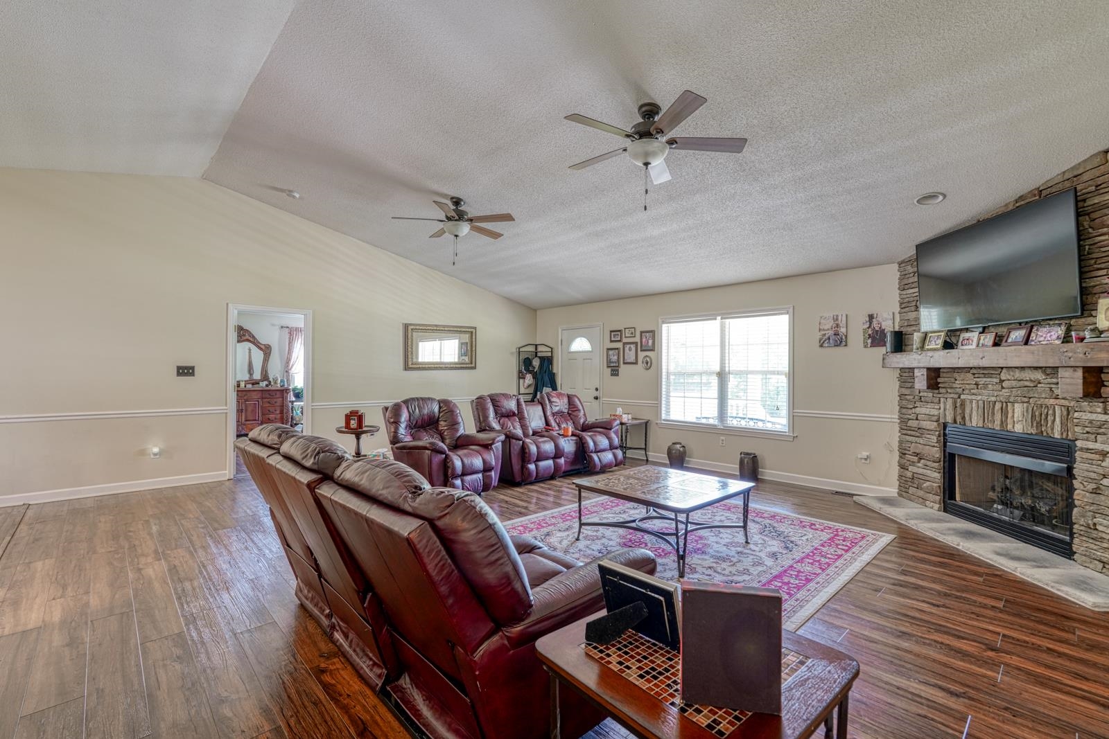 909 Rocky Ridge Road Enoree, SC 29335 - Photo 5 of 50