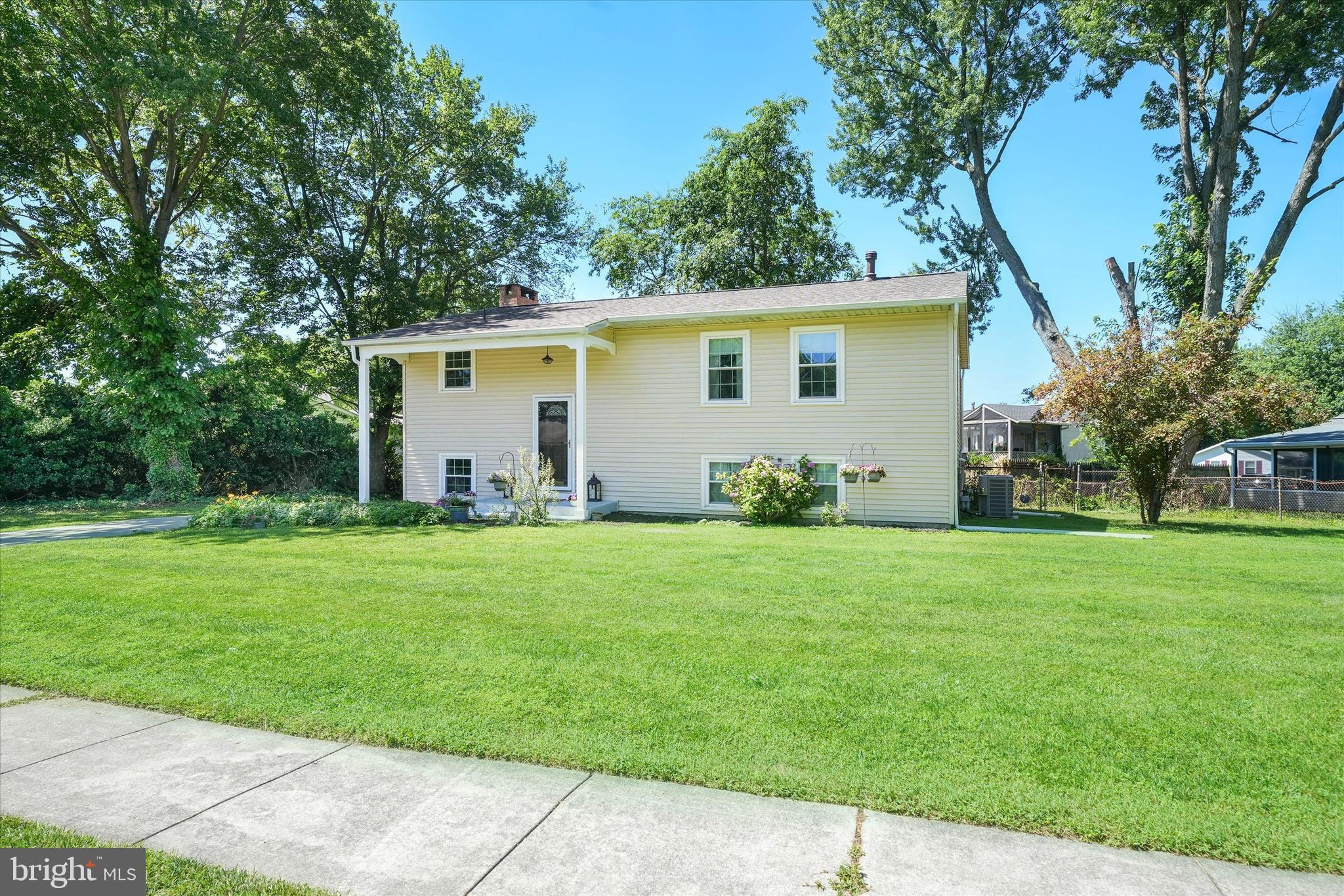 1203 Pinefield Road Newark, DE 19713 - Photo 3 of 33