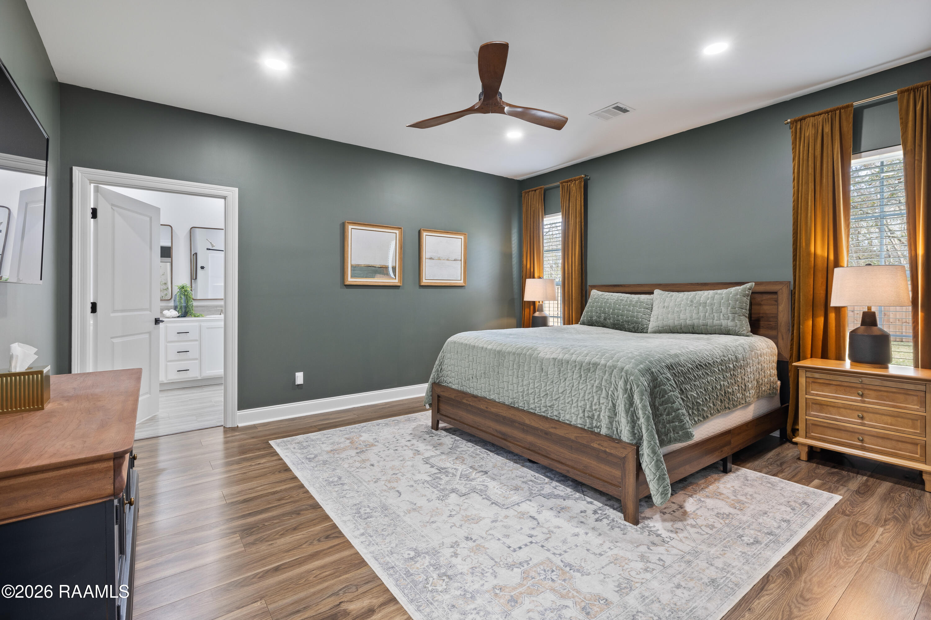 901 Russo Road New Iberia, LA 70563 - Photo 12 of 22 Primary Bedroom