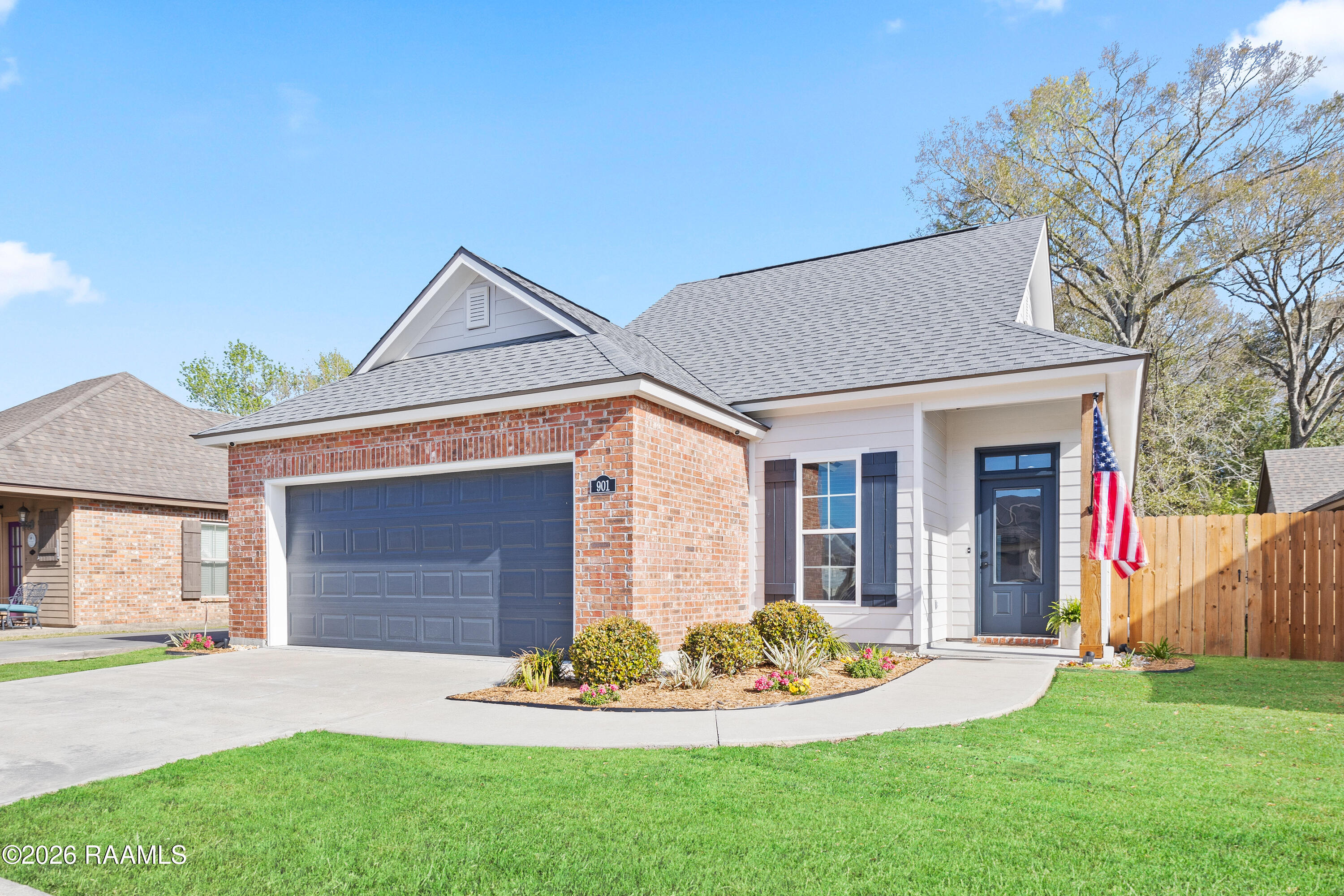 901 Russo Road New Iberia, LA 70563 - Photo 22 of 22 Front