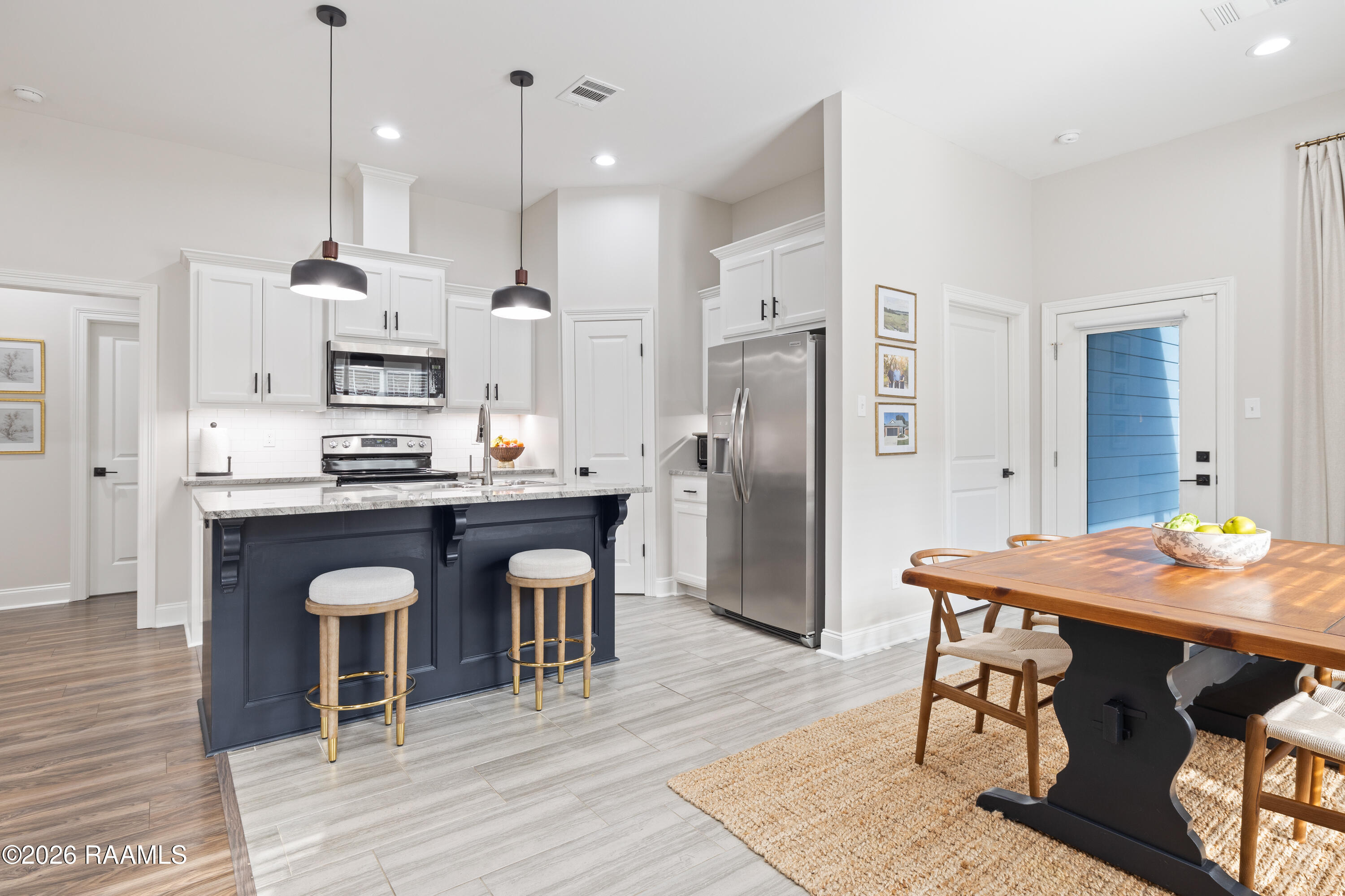 901 Russo Road New Iberia, LA 70563 - Photo 6 of 22 Kitchen/Dining Room