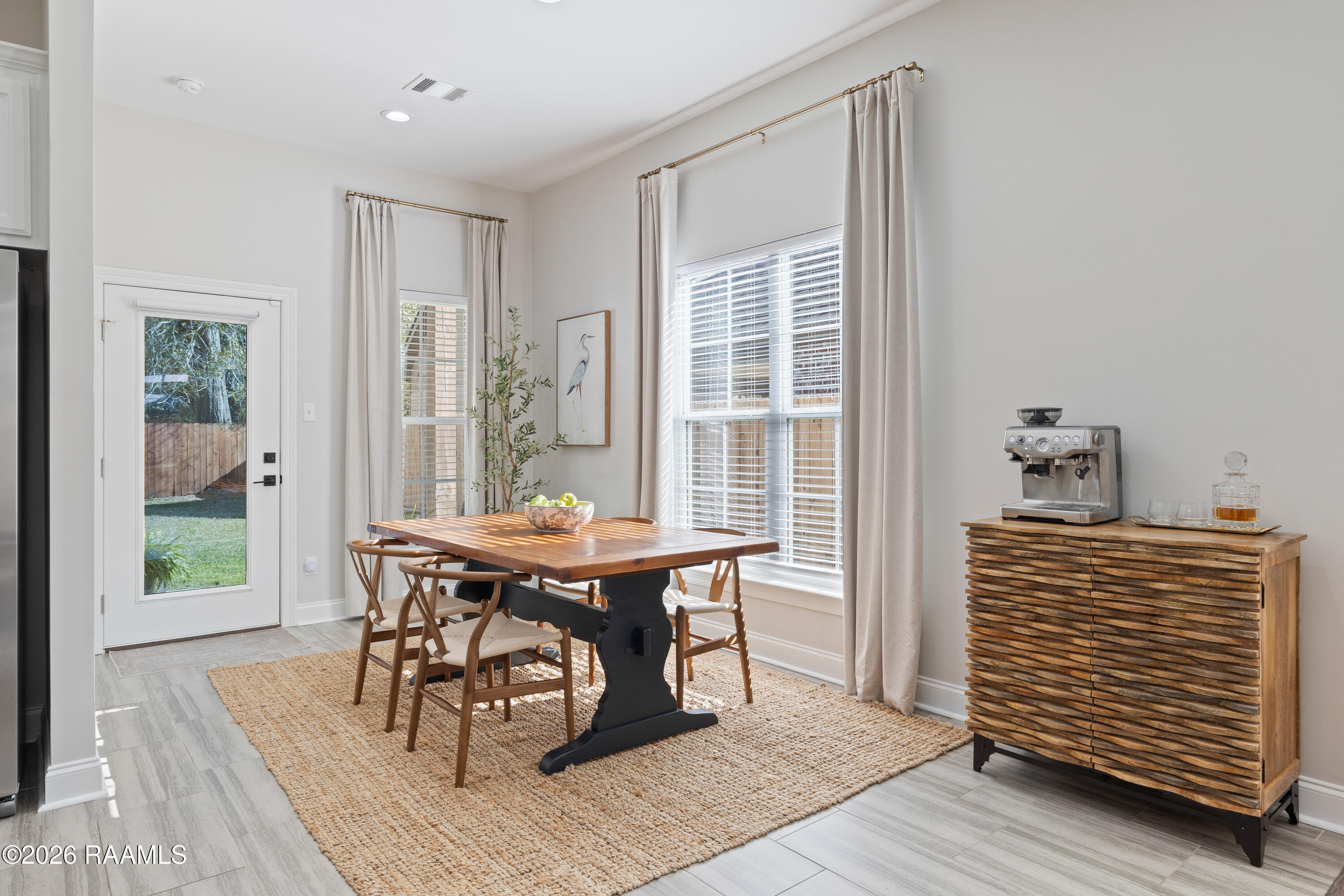 901 Russo Road New Iberia, LA 70563 - Photo 10 of 22 Dining Room