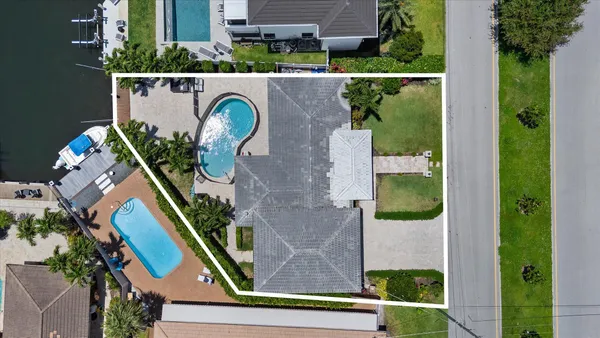$10,000 | 2948 Northeast 35th Court, Lighthouse Point, FL 33064
