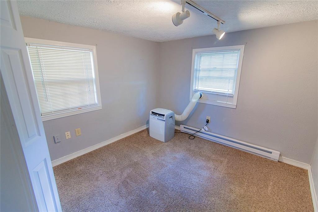 725 South Center Street Pendleton, IN 46064 - Photo 11 of 18 Gallery Image 11