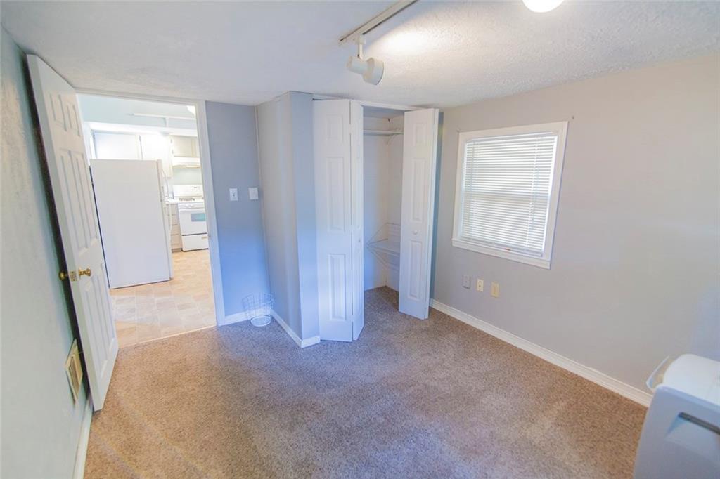 725 South Center Street Pendleton, IN 46064 - Photo 12 of 18 Gallery Image 12