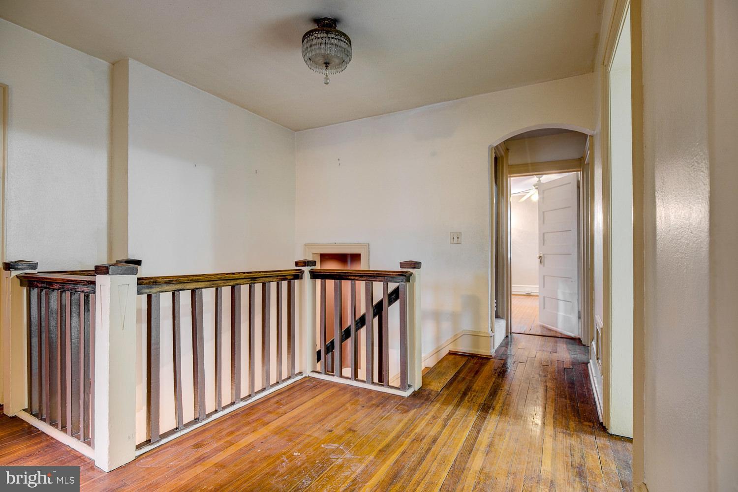 731 Yale Avenue Swarthmore, PA 19081 - Photo 17 of 41 Dramatic landing on 2nd floor