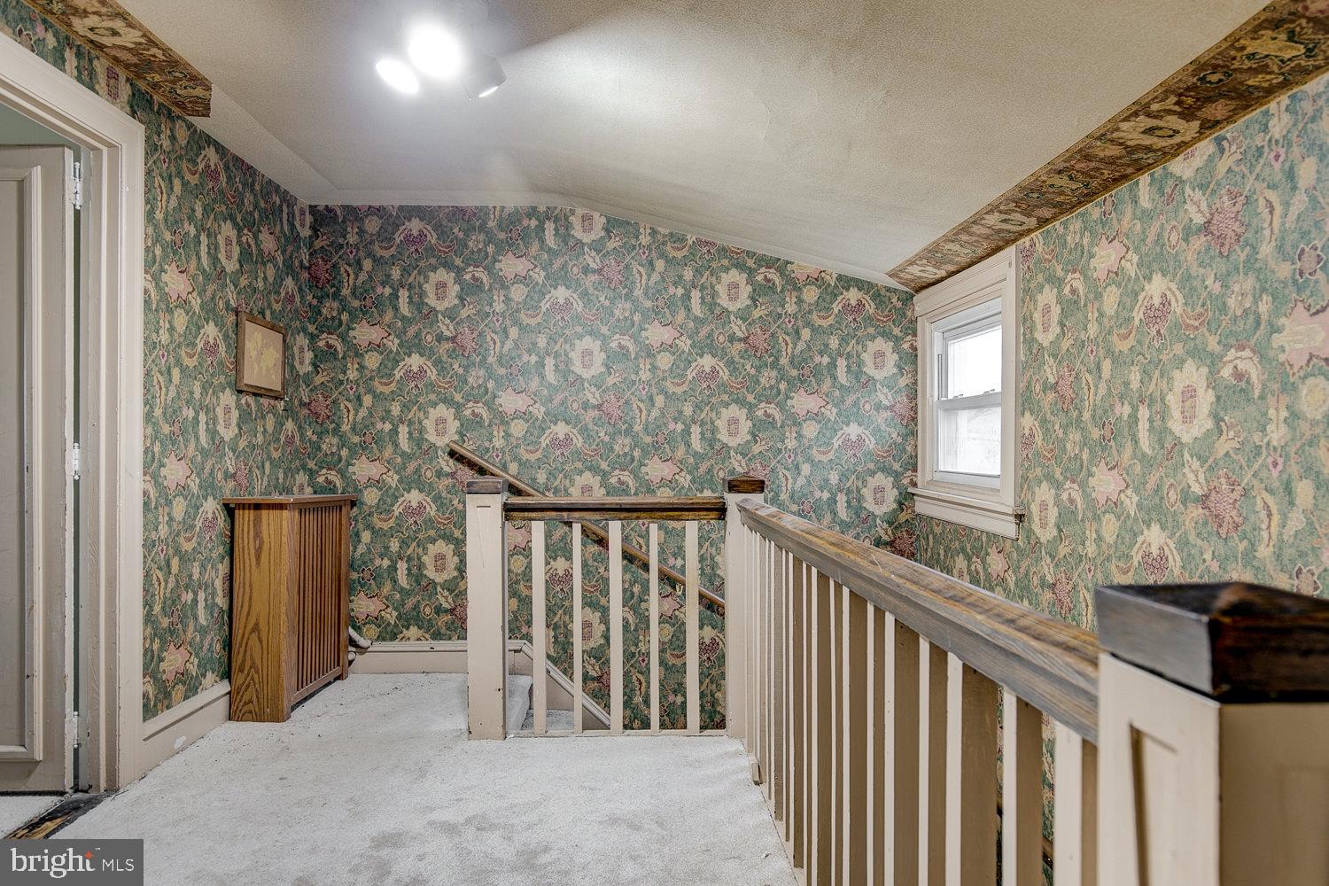 731 Yale Avenue Swarthmore, PA 19081 - Photo 27 of 41 3rd Floor with wide landing