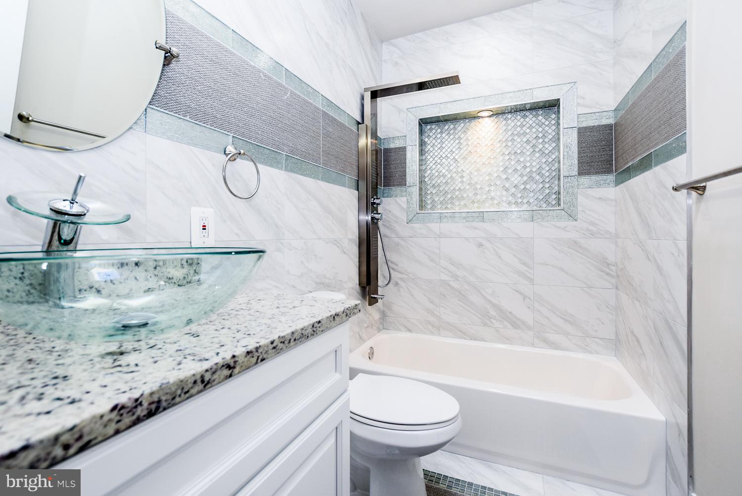 1209 Staples Street Northeast Washington, DC 20002 - Photo 23 of 30 Bath (Master)