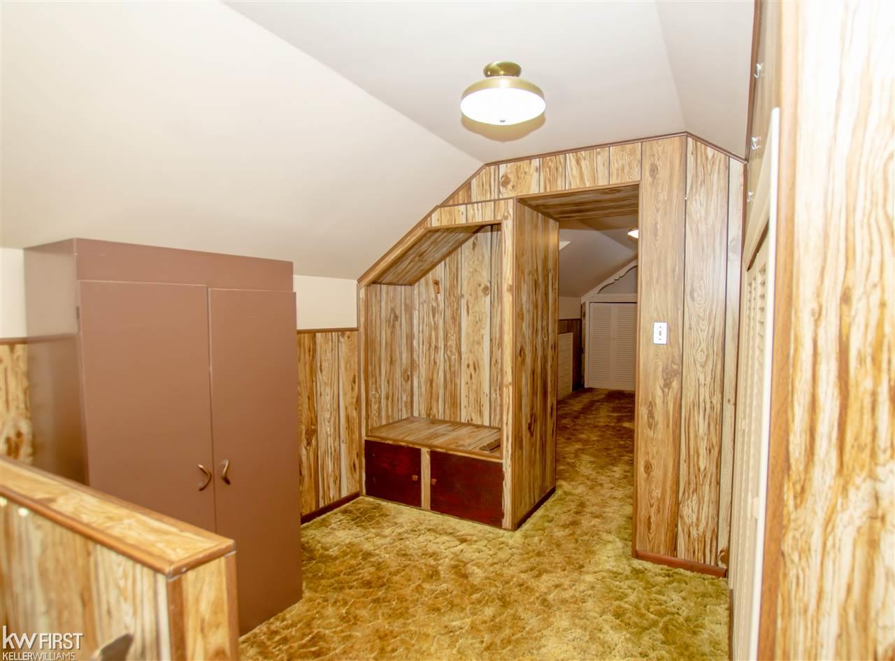 3429 South Irish Road Davison, MI 48423 - Photo 10 of 20 50033747-9.JPG