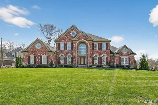 $1,549,000 | 1449 Fairbrook Drive, Des Peres, MO 63131