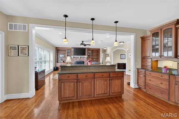 $1,549,000 | 1449 Fairbrook Drive, Des Peres, MO 63131