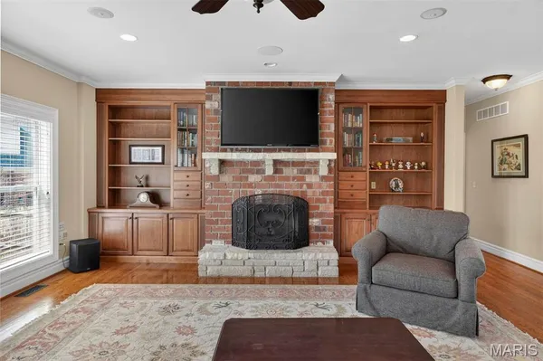 $1,549,000 | 1449 Fairbrook Drive, Des Peres, MO 63131