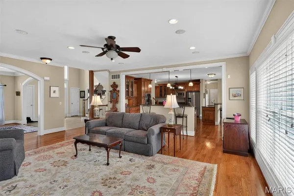 $1,549,000 | 1449 Fairbrook Drive, Des Peres, MO 63131