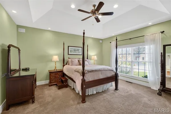 $1,549,000 | 1449 Fairbrook Drive, Des Peres, MO 63131