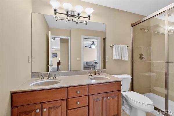 $1,549,000 | 1449 Fairbrook Drive, Des Peres, MO 63131