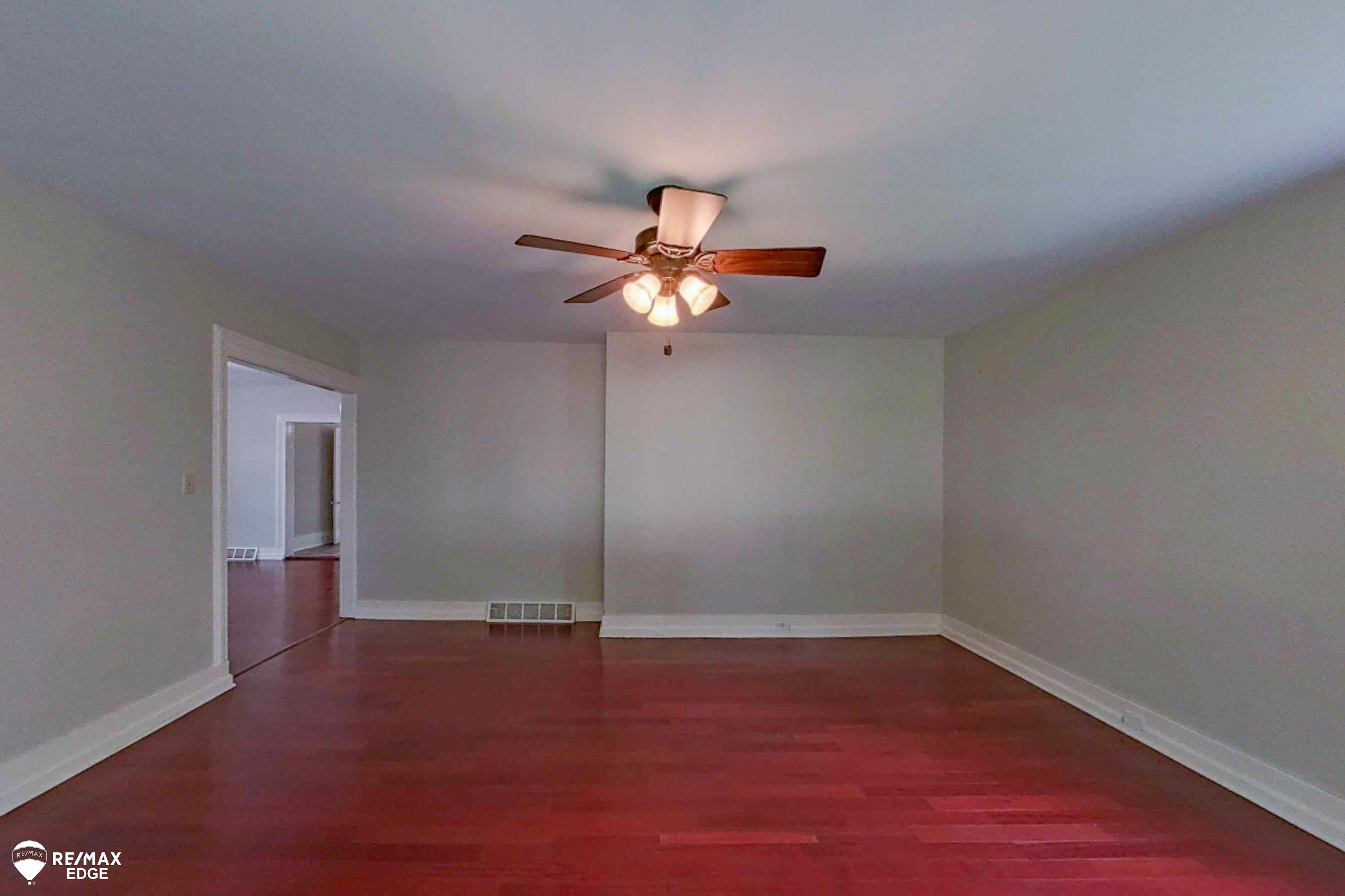 6231 Calkins Road Flint, MI 48532 - Photo 10 of 52 Living Room