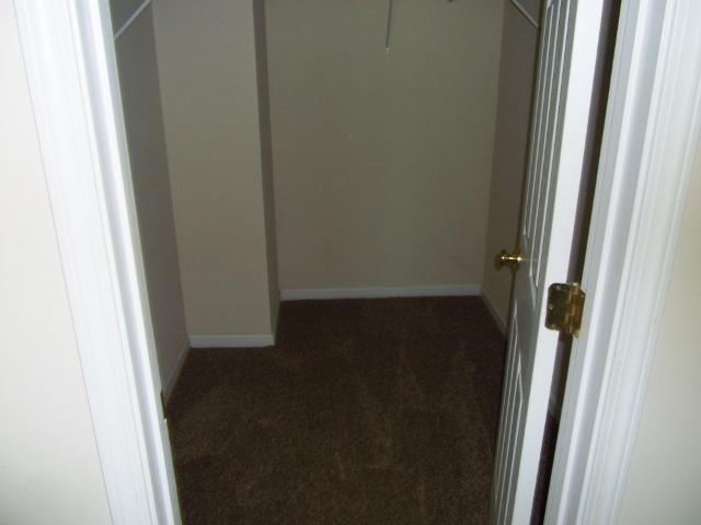 335 Dunning Road Summerville, SC 29486 - Photo 5 of 14 135 (640x480)