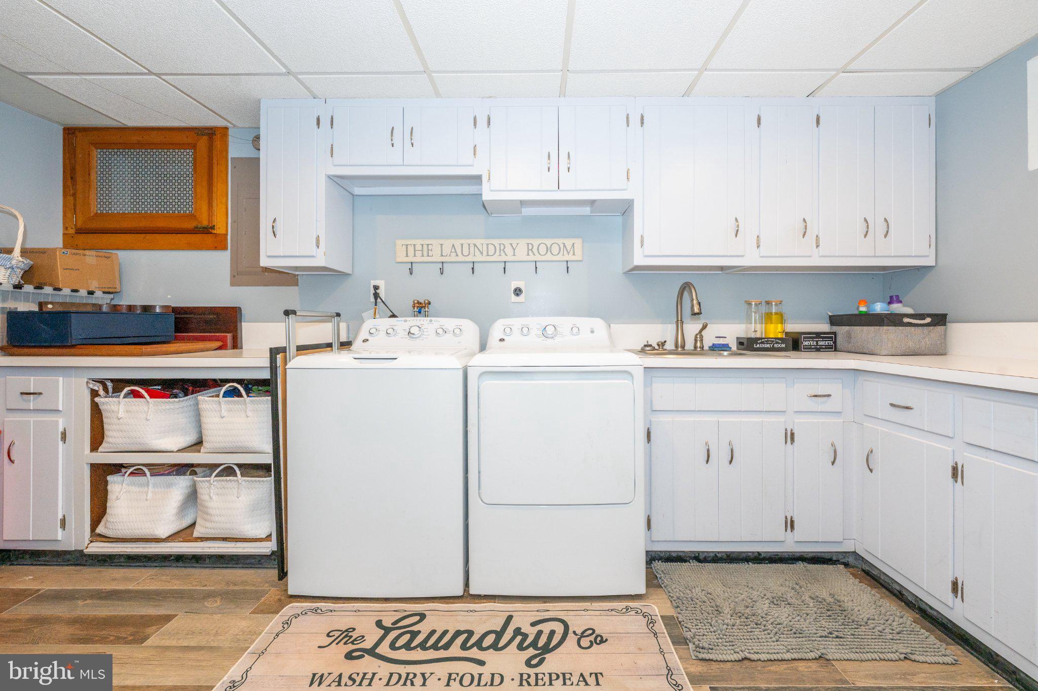 1 W Road Boonton, NJ 07005 - Photo 40 of 45 Bright and functional laundry space.