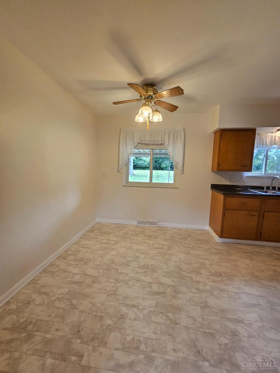 7353 Morgan Road Cleves, OH 45002 - Photo 10 of 33