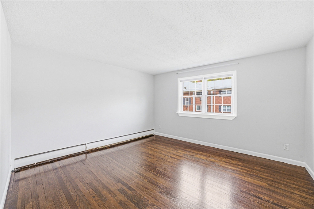 27 Arlington Road, Unit 13 Woburn, MA 01801 - Photo 11 of 20
